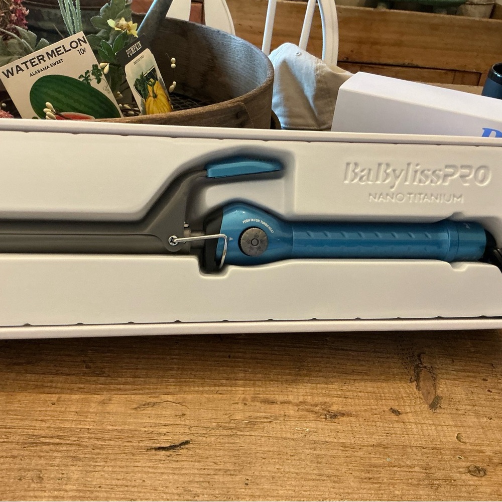 BaBylissPRO Nano Titanium Curling Iron - Blue